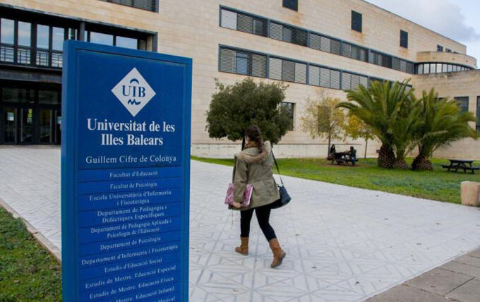 Universitat de les Illes Balears (UIB)
